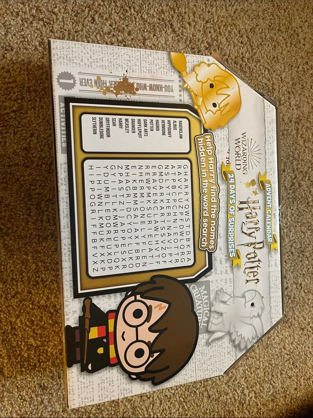 Warner Bros. Wizarding World Gold & White Harry Potter Advent Calendar